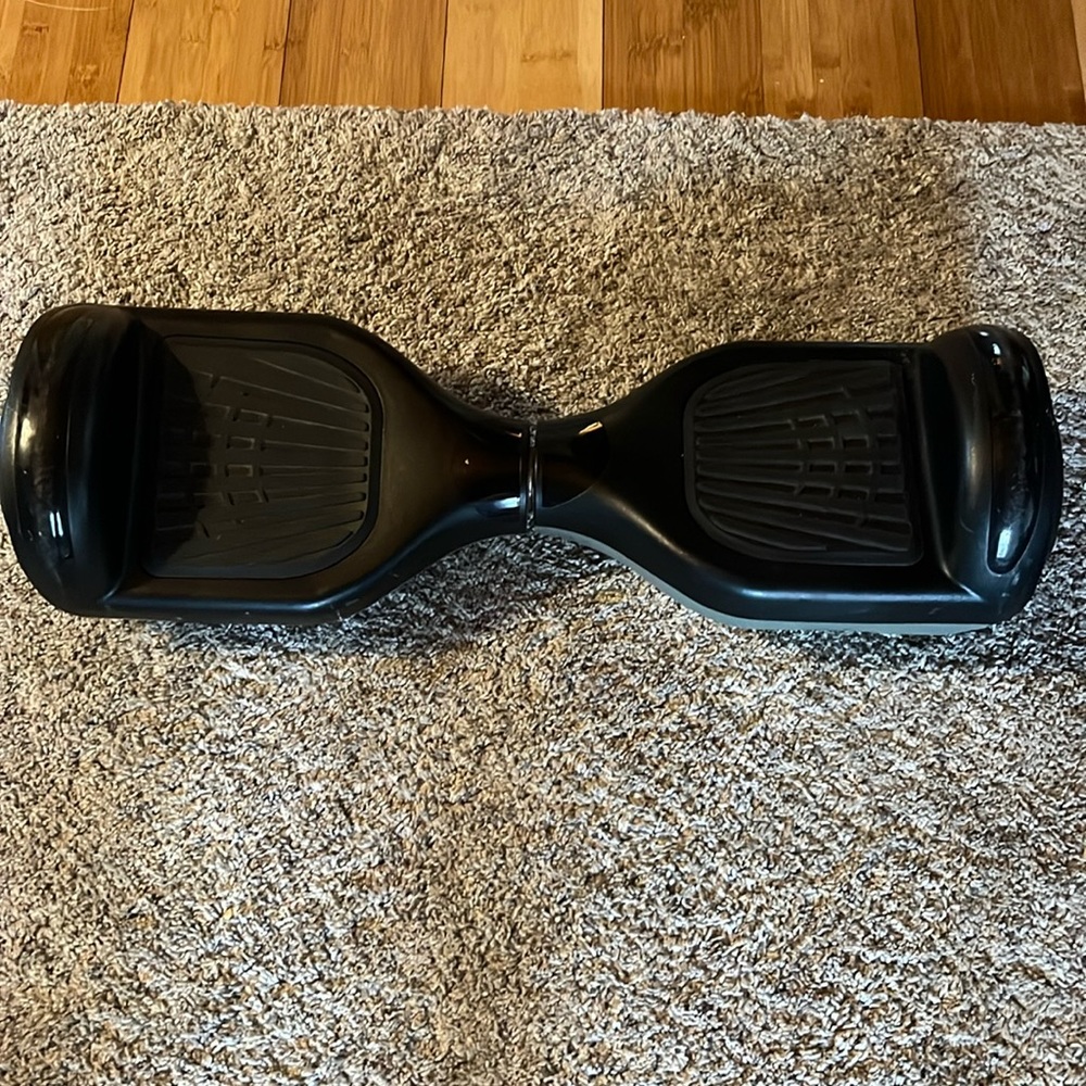 I don’t use it anymore and comes with a charger a Bluetooth speaker built inside